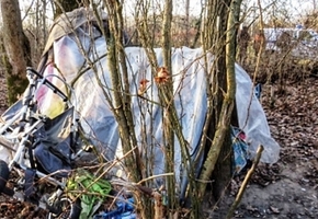 Замерзли насмерть: в шалаше под Лидой нашли тела двух супругов