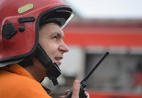 МЧС: а Лиде горел балкон, а в Берёзовке мужчина спас на пожаре человека