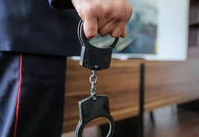 В Минске задержаны преступники из Лиды, которые взвешивали наркотики на весах в продуктовом магазине