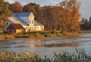 В Гродненской области через аукцион продают «Сядзібна-паркавы комплекс Чачотаў» XVIII века. Цену снизили в два раза