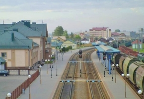 Ж/д сообщение «Беняконе-Лида-Беняконе» сохраняется. Новые 5 пригородных автобусных маршрутов отменяются