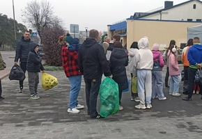 Жыхары Ліды за два днi сабралі 10 000 пластыкавых бутэлек для стварэння новых гарадскіх аб'ектаў