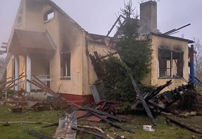 В Вороновском районе семье нужна помощь, чтобы наладить жизнь после пожара: примут одежду, мебель, стройматериалы и др.