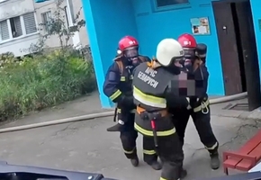 В квартире многоэтажки на ул. Рыбиновского произошёл пожар. Пострадавший был доставлен в больницу, но погиб