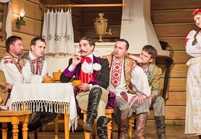 31 ліпеня на завяршэнне 100-га сезону Купалаўскі тэатр пакажа легендарную «Паўлінку» ў Лідскім замку. Уваход вольны