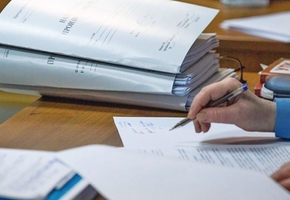 В Лиде в результате неосторожного обращения с пневматическим пистолетом один подросток выстрелил другому в глаз