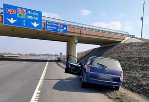 На трассе М6 водитель напоролся на ограждение, мужчина в реанимации