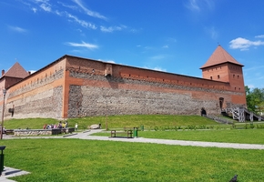 Футбольное поле в Лидском замке: как крепость превратили в арену