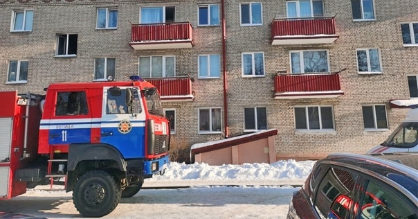 В Лидском районе разогревание строительным феном ёмкости с соляркой закончилось пожаром в квартире и госпитализацией