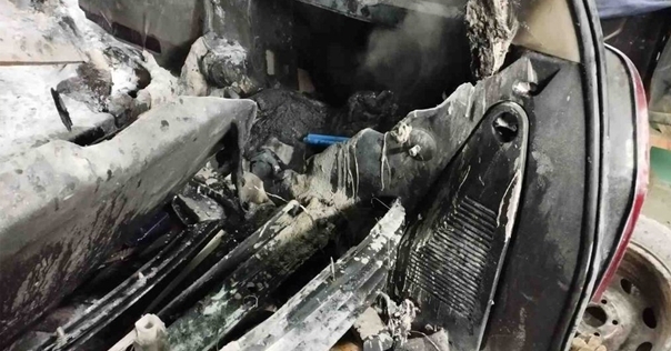 В Лиде в гараже загорелся автомобиль Opel