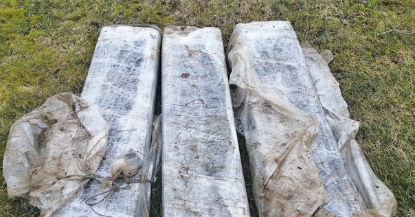 Ещё три контрабандные «льдины» из сигарет в притоке Немана выявили литовские пограничники