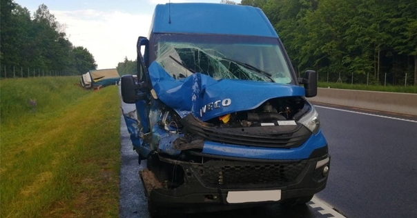 На М6 Iveco столкнулся с МАЗ. Предварительно: водитель микроавтобуса находился в утомлённом состоянии