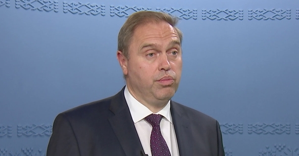 Лукашенко принял решение назначить Караника губернатором Гродненской области, областные депутаты поддержали