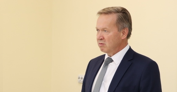 «Говорите правду, отстаивайте свои интересы». Что говорил Игорь Жук на встрече с работниками «Лидских электрических сетей»