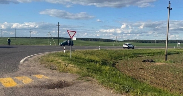 На трассе М6 произошло смертельное ДТП с участием мотоцикла и фуры