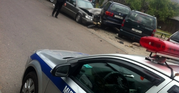 Mercedes-Benz, два промилле, ссора с женой, три разбитых авто