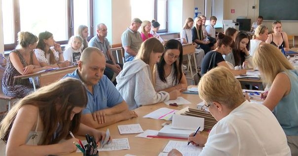 28 стобалльных результатов получено лидскими выпускниками по итогам участия в централизованных экзаменах