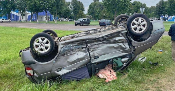 В Лидском районе водитель ГАЗ не уступил Renault