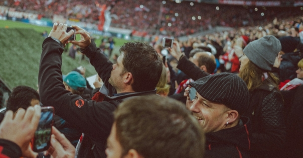 Чемпионат Европы: великие моменты, легенды и рекорды, которые восхищают мир*