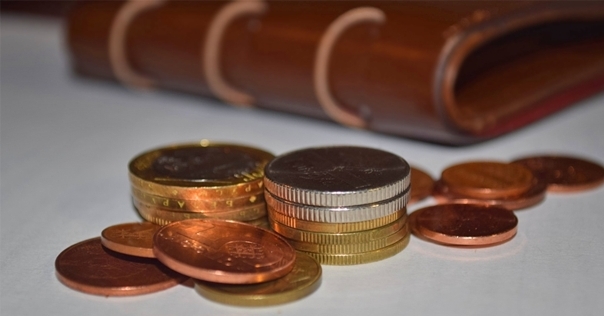 С 1 февраля меняются бюджет прожиточного минимума, детские пособия