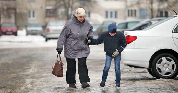Более восьмисот человек получили гололедные и холодовые травмы в Гродненской области