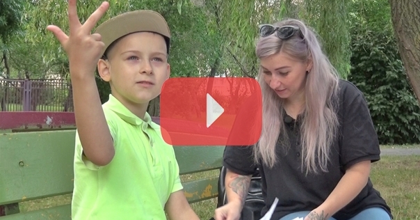 Мальчик с электронным слухом. Как Максим Савчиц из Лиды стал слышать и говорить