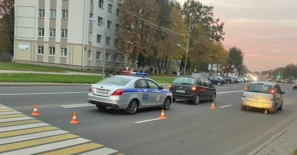 В Лиде на пешеходном переходе на проспекте Победы Citroën сбил мужчину