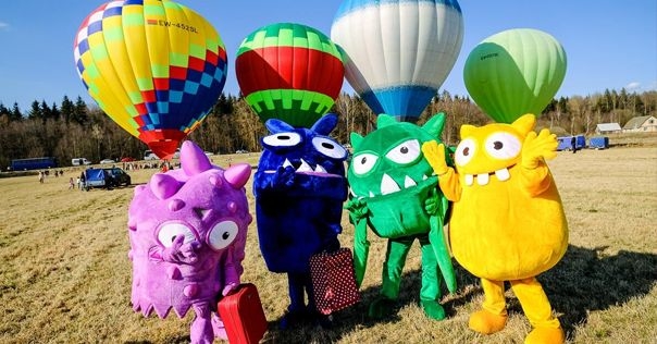 Бонстики заинтриговали белорусских детей и улетели из Беларуси (видео)