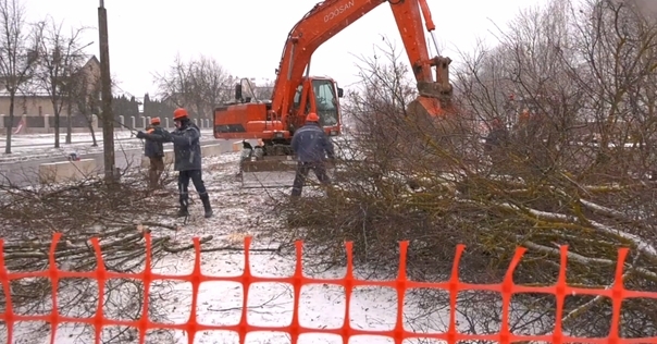 В Лиде на ул. Рыбиновского идут подготовительные работы перед реконструкцией
