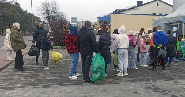 Жыхары Ліды за два днi сабралі 10 000 пластыкавых бутэлек для стварэння новых гарадскіх аб'ектаў