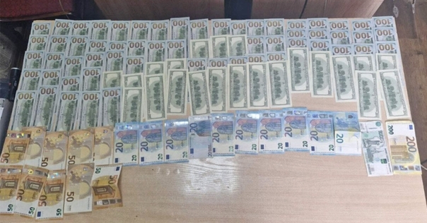 Мошенники убедили лидчанку скинуть им с балкона 10000$. Часть группы преступников задержана — «курьеры» приехали из РФ