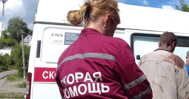 Под Ивье муж не хотел отдавать зарплату жене, за что ему оторвали яичко