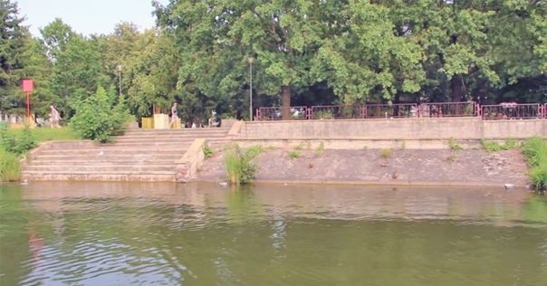 На Лидском озере спасли двух тонущих девочек
