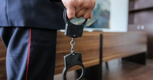 Задержаны преступники, специализирующиеся на выносе спиртного из магазинов