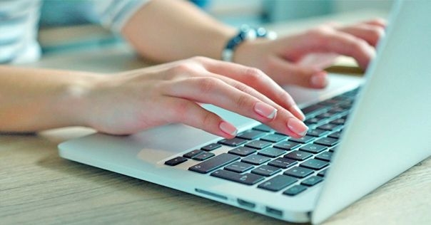 Лидчанка попалась на уловки мошенников в социальной сети. Они сняли с её счёта 4500 рублей