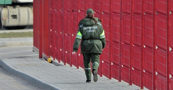 В пункте пропуска в Гродненской области задержан молдаванин, который пытался ввести в Литву 530 кг контрабандного табака