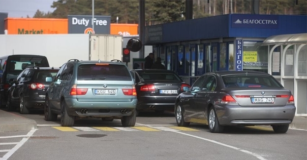 «Фиксируем двукратное увеличение потока иностранцев». В Лидском погранотряде рассказали, как литовцы едут в РБ за товарами