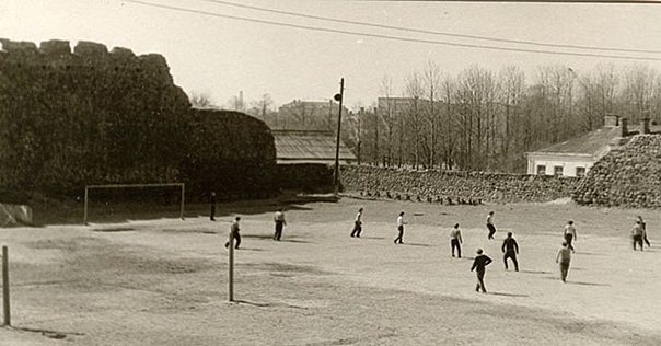 Футбол у стен Лидского замка. Несколько фрагментов из футбольной жизни, случившихся в Лиде летом и осенью 1932 года