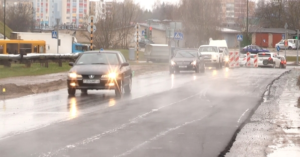 В Лиде начались работы по сплошному асфальтированию некоторых улиц
