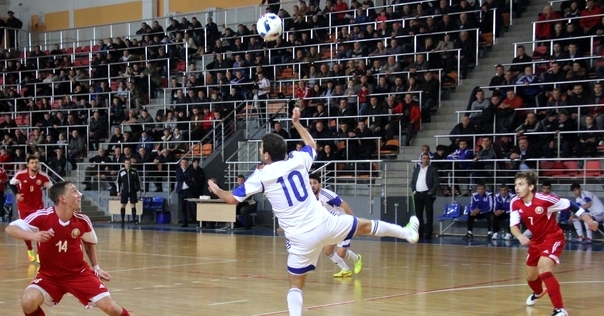 В Лиде сборная Беларуси по мини-футболу разгромила сборную Армении в товарищеском матче